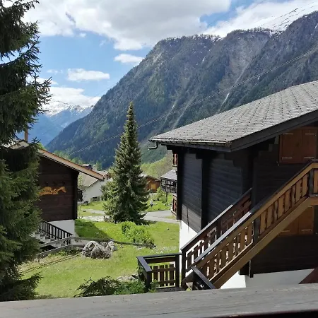 Ferienwohnung Blatten Chalet Alpha Appartement Blatten bei Naters